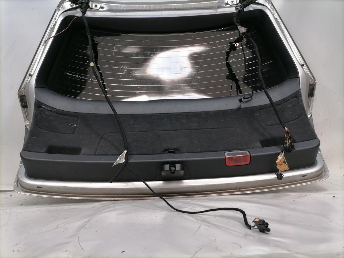 Audi A4 8E B7 original Heckklappe mit Heckscheibe Lichtsilber LY7W Kombi Avant Bj.2006